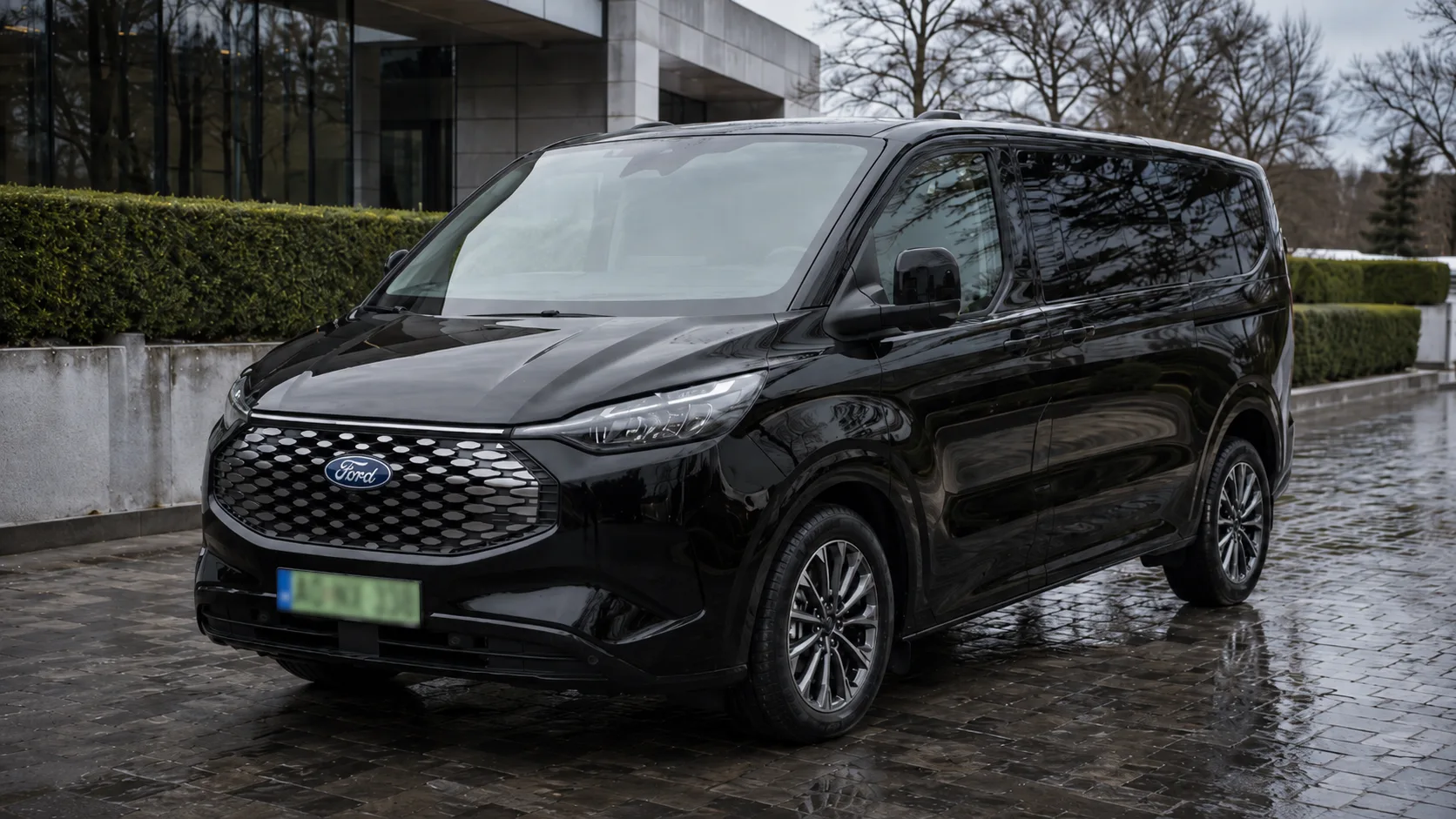 Ford Transit kísérőautó